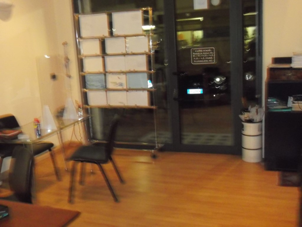 locale commerciale in affitto a Genova in zona Nervi