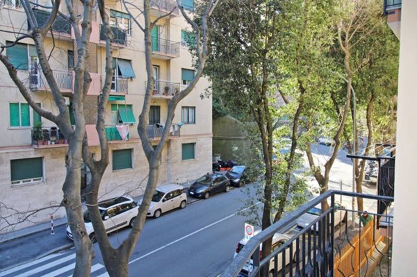 negozio in affitto a Genova in zona Oregina