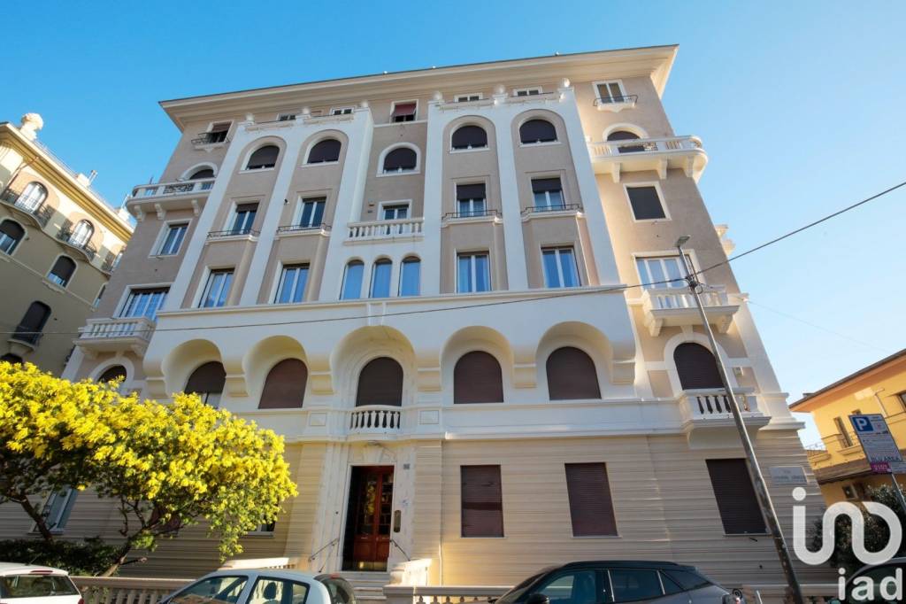 appartamento in affitto a Genova in zona Castelletto