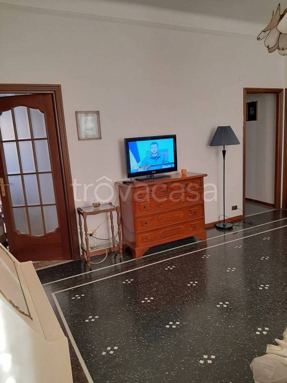 appartamento in affitto a Genova in zona Sestri Ponente