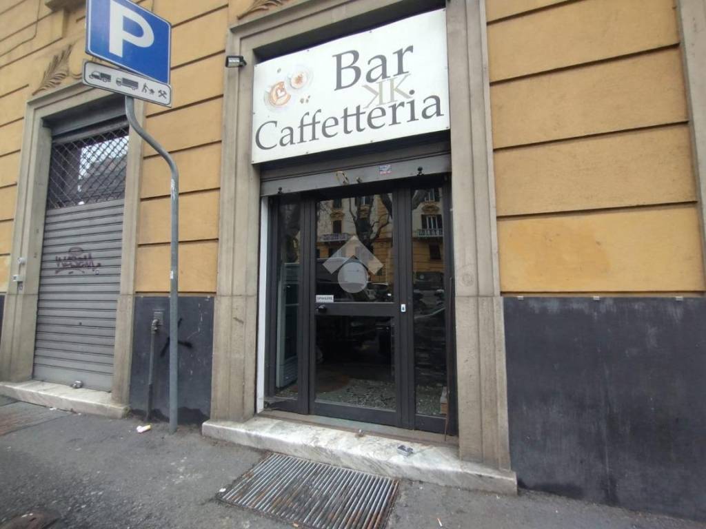 locale commerciale in affitto a Genova in zona Foce