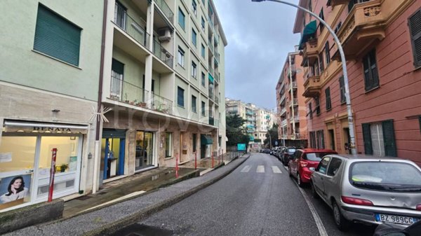 monolocale in affitto a Genova