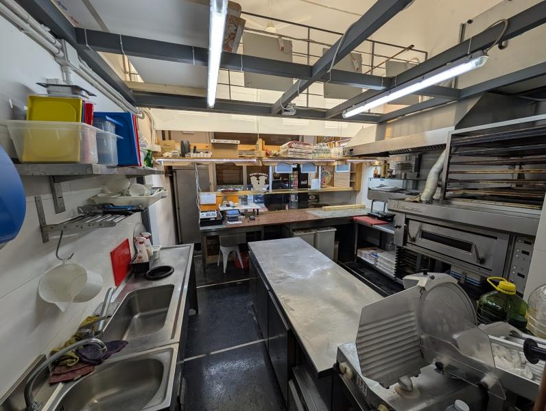 negozio in affitto a Genova in zona Albaro