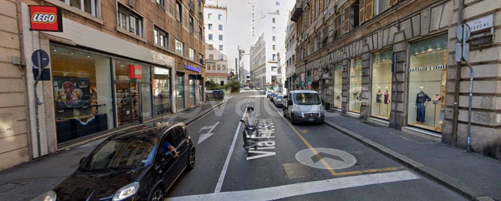 trivano in affitto a Genova in zona Centro Storico