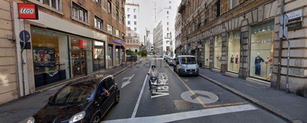 negozio in affitto a Genova in zona Portoria / Piccapietra