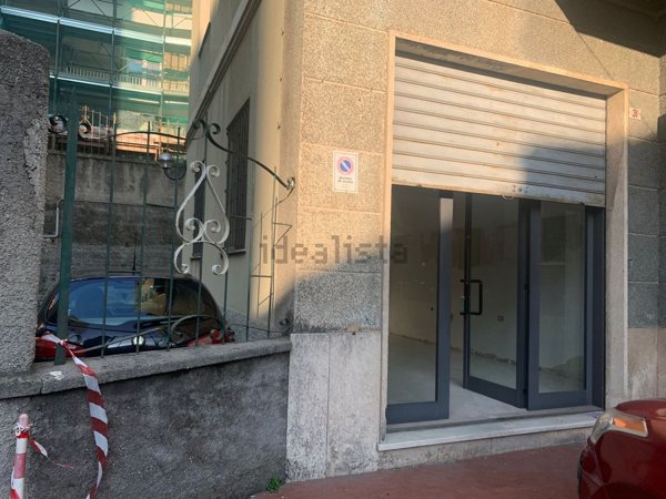ufficio in affitto a Genova in zona Sestri Ponente