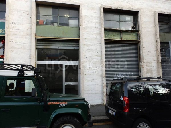 negozio in affitto a Genova in zona Foce
