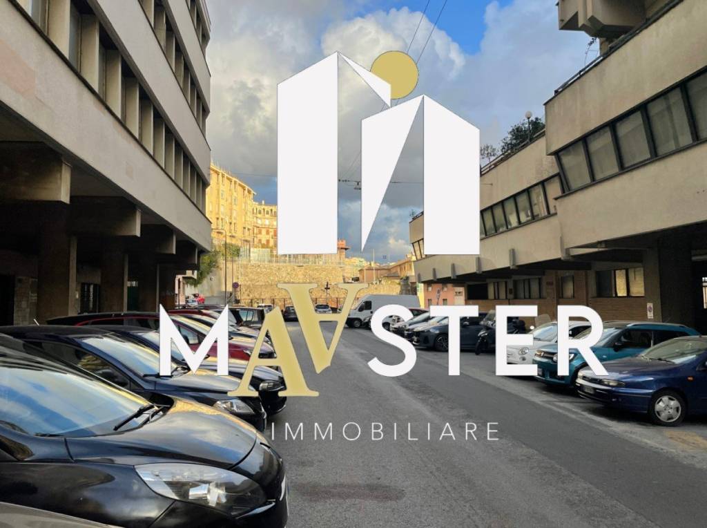 negozio in affitto a Genova in zona DiNegro