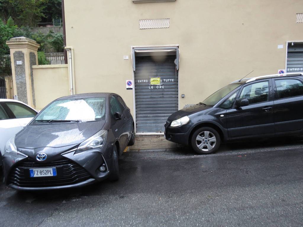 negozio in affitto a Genova in zona Castelletto