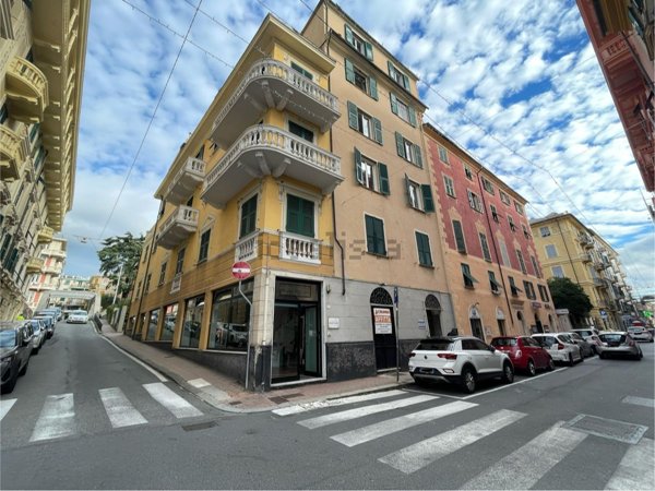 bivano in affitto a Genova in zona Pegli