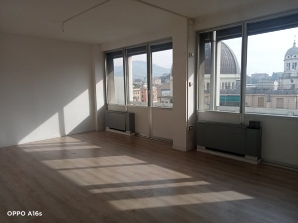 ufficio in affitto a Genova