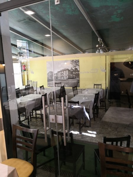 negozio in affitto a Genova in zona Sestri Ponente