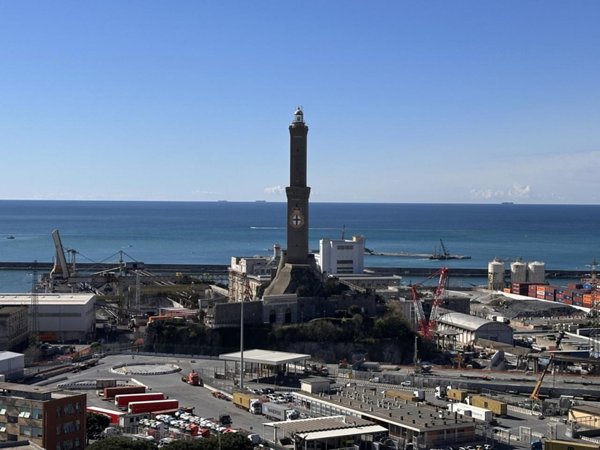 appartamento in affitto a Genova in zona Lagaccio / Granarolo