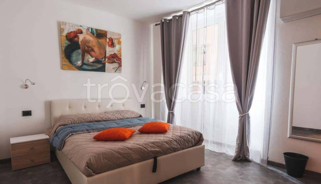 appartamento in affitto a Genova in zona Sottoripa / Maddalena / Molo