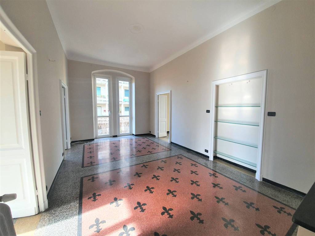 appartamento in affitto a Genova in zona Carignano