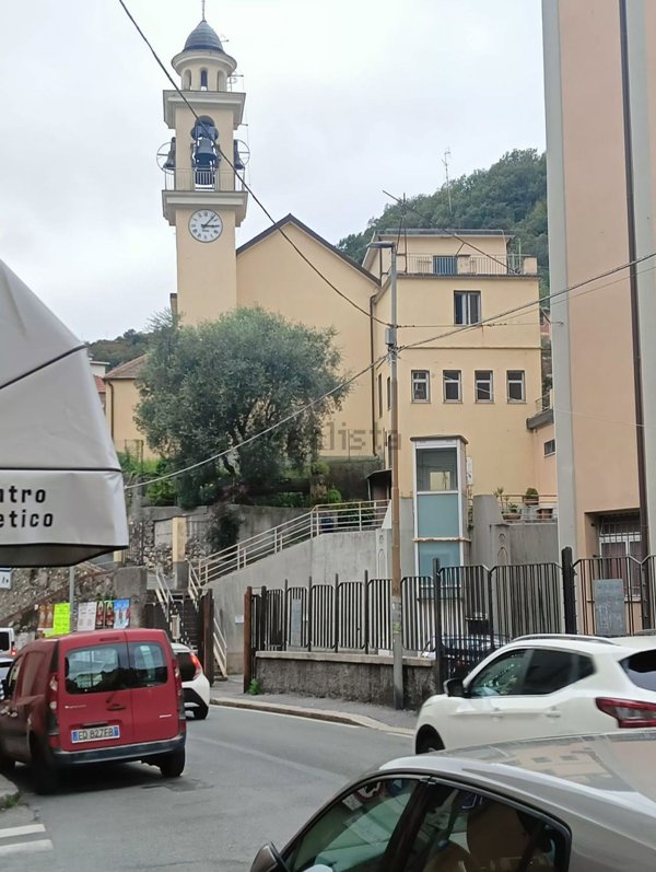 casa indipendente in affitto a Genova in zona Molassana