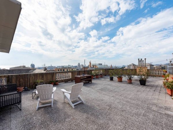 appartamento in affitto a Genova in zona Castelletto