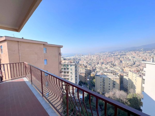 appartamento in affitto a Genova in zona Sestri Ponente