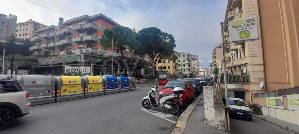 locale commerciale in affitto a Genova in zona San Martino