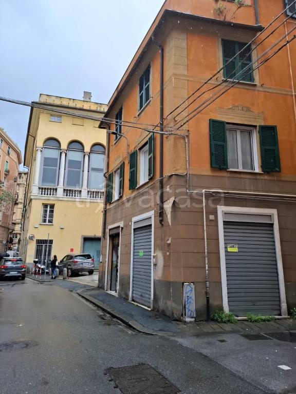 monolocale in affitto a Genova in zona Sampierdarena