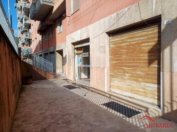 ufficio in affitto a Genova in zona Sestri Ponente