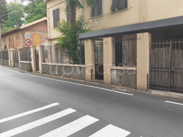 locale di sgombero in affitto a Genova in zona Sturla