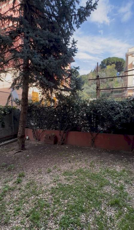 appartamento in affitto a Genova