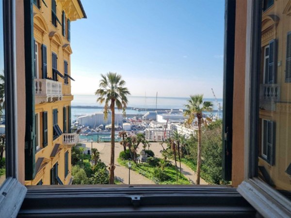 appartamento in affitto a Genova in zona Carignano
