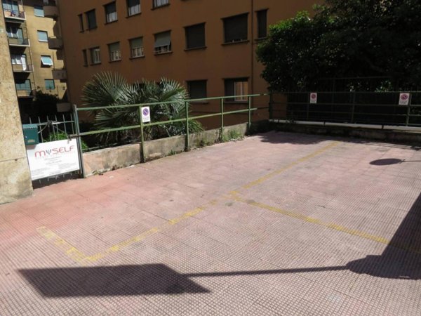 negozio in affitto a Genova in zona Albaro