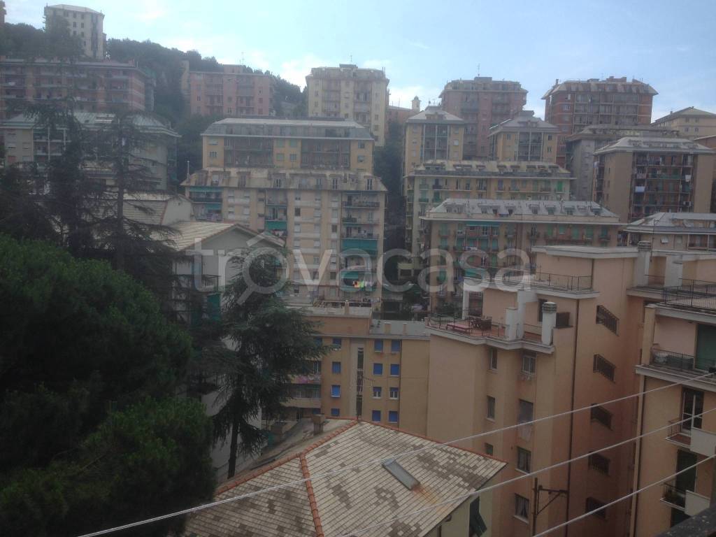 appartamento in affitto a Genova in zona Oregina