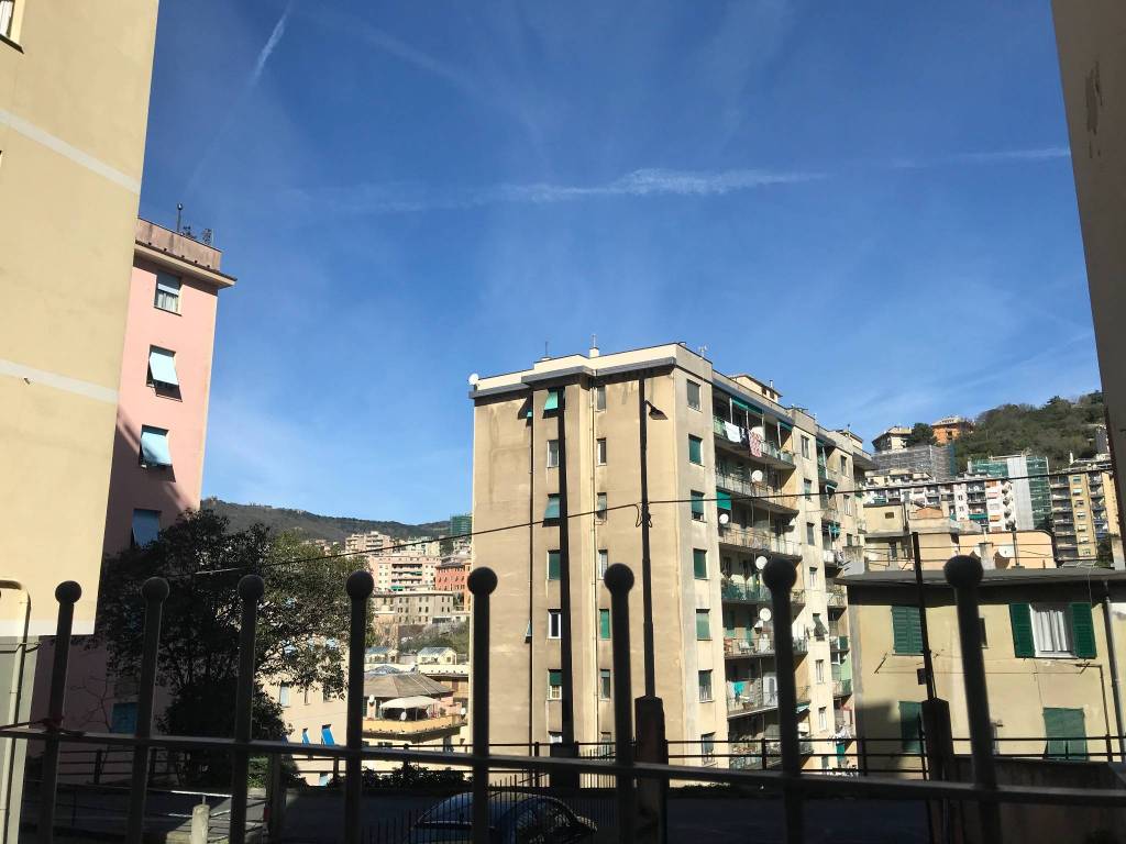 appartamento in affitto a Genova in zona Marassi