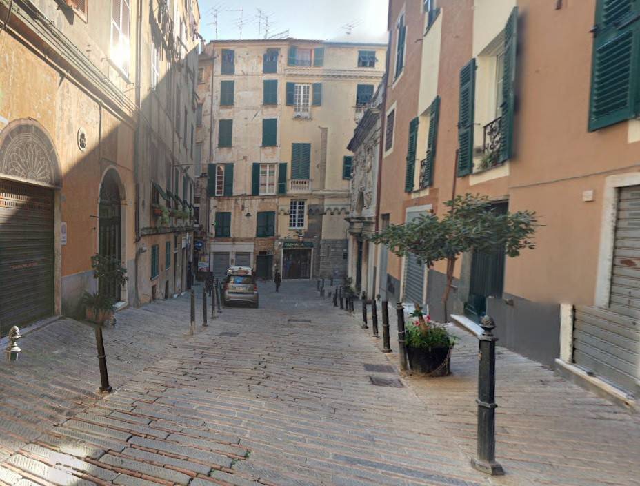 negozio in affitto a Genova in zona Centro Storico