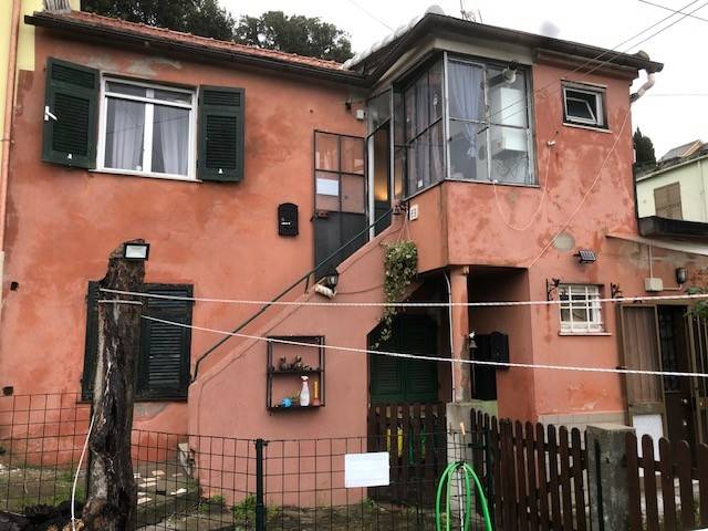 appartamento in affitto a Genova in zona Apparizione
