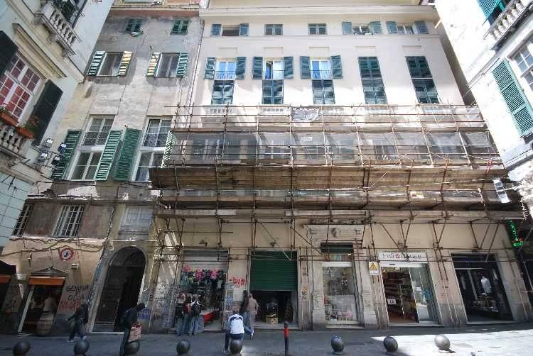 appartamento in affitto a Genova in zona Sottoripa / Maddalena / Molo