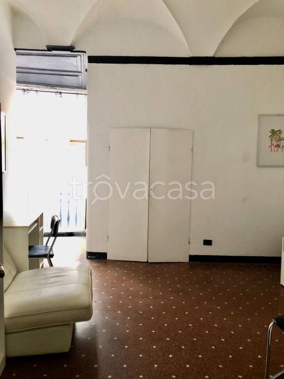 appartamento in affitto a Genova in zona Sottoripa / Maddalena / Molo