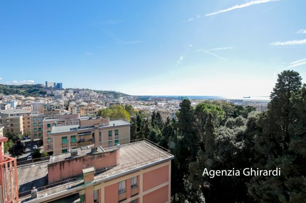 appartamento in affitto a Genova in zona Sestri Ponente