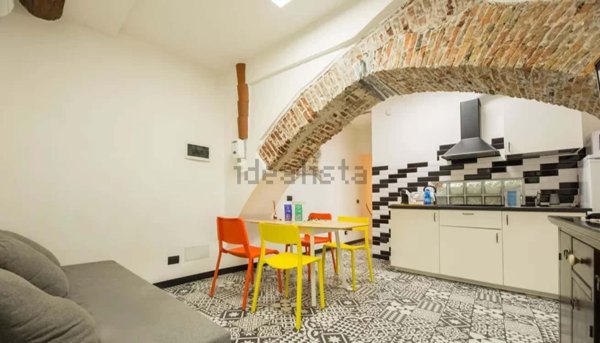 appartamento in affitto a Genova in zona Sottoripa / Maddalena / Molo
