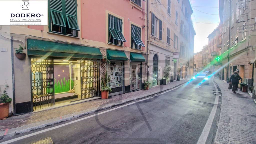 negozio in affitto a Genova in zona Nervi