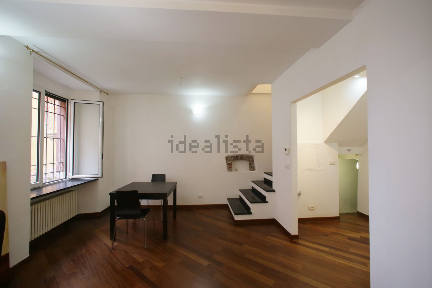 appartamento in affitto a Genova in zona Sottoripa / Maddalena / Molo
