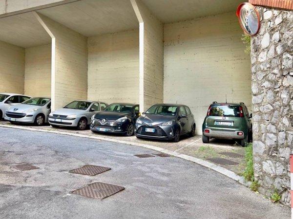 appartamento in affitto a Genova in zona Molassana