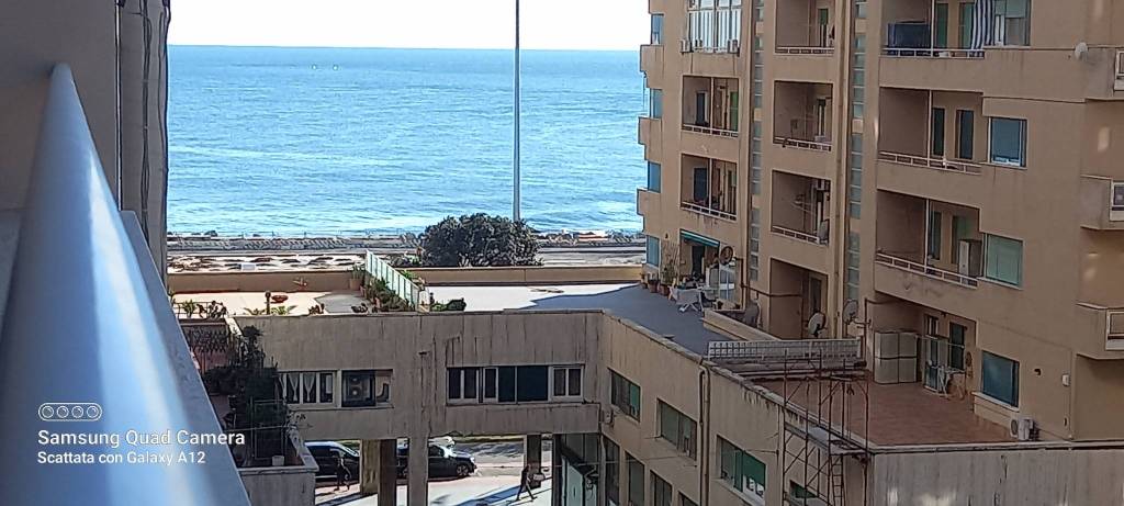 appartamento in affitto a Genova in zona Foce