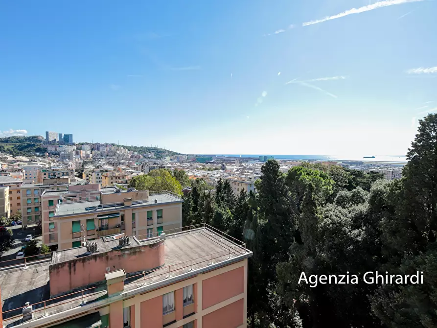 appartamento in affitto a Genova in zona Sestri Ponente