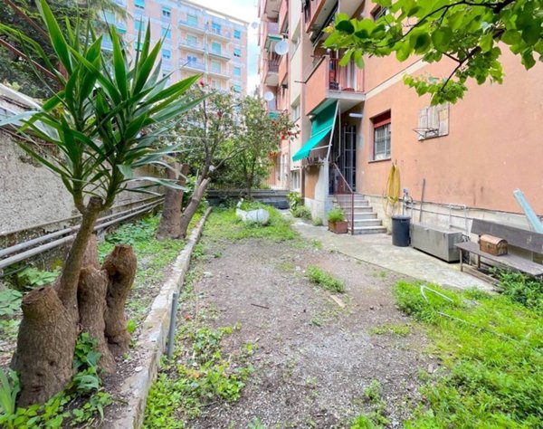 appartamento in affitto a Genova in zona Staglieno