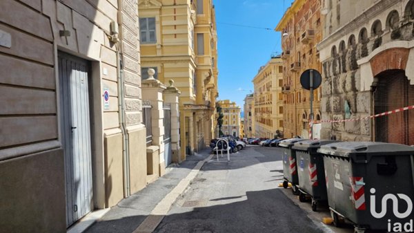 appartamento in affitto a Genova in zona Palmaro / Pra'