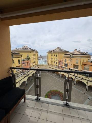 appartamento in affitto a Genova in zona Sestri Ponente