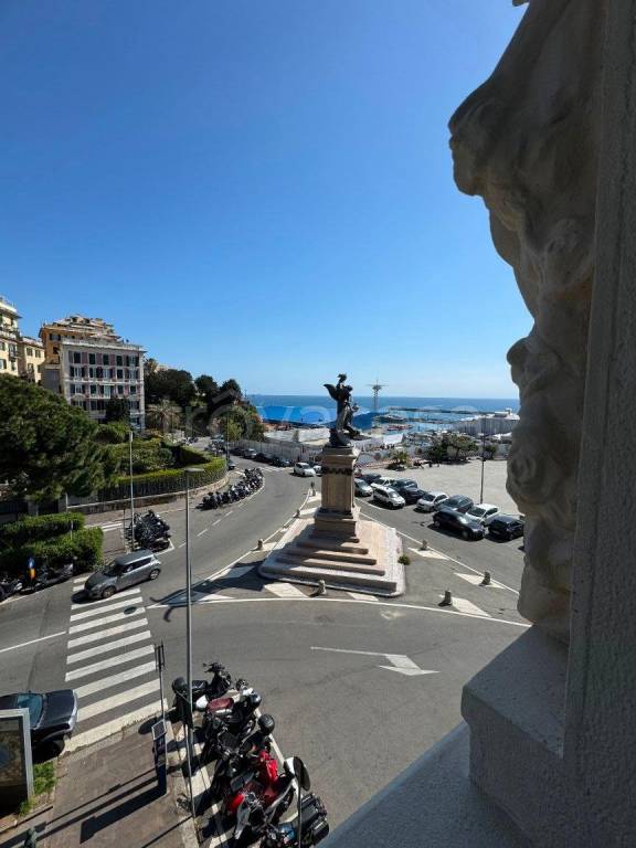 appartamento in affitto a Genova in zona Carignano