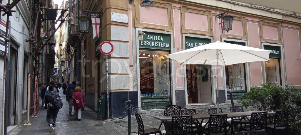 negozio in affitto a Genova in zona Centro Storico