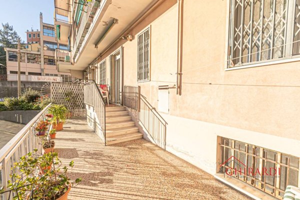 appartamento in affitto a Genova in zona Sestri Ponente