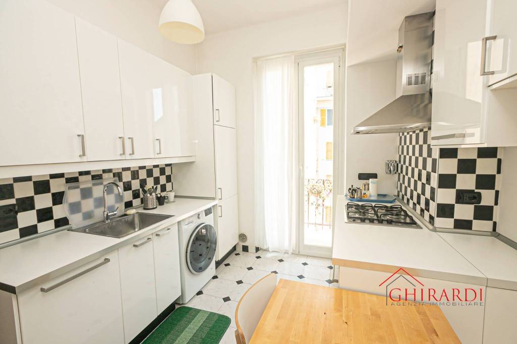 appartamento in affitto a Genova in zona Sestri Ponente