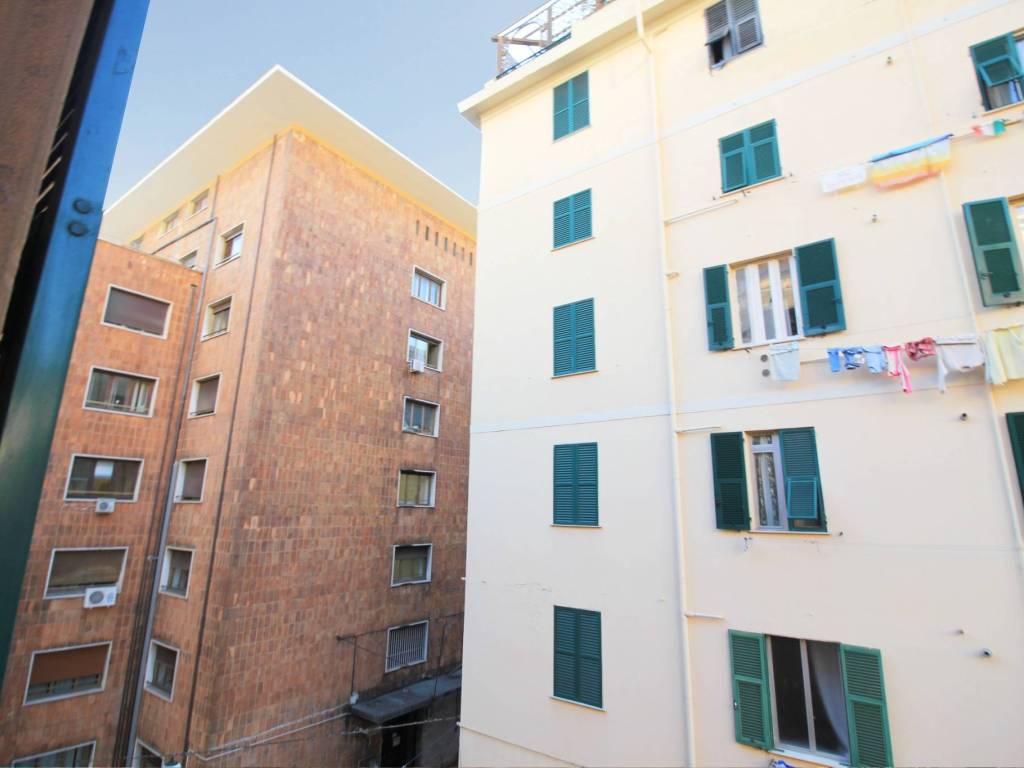 appartamento in affitto a Genova in zona Lagaccio / Granarolo